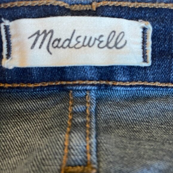 Madewell Tall 9" High Rise Skinny Jeans in Hayes Wash: Button-Front Edition - Picture 6 of 8
